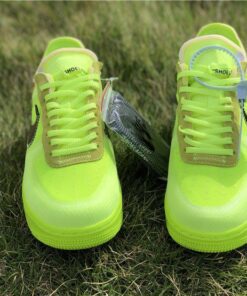 Air Force 1 Low Off White Volt front