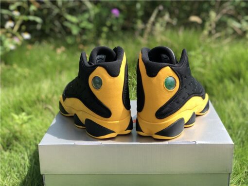 Air Jordan 13 Melo Class of 2002 back