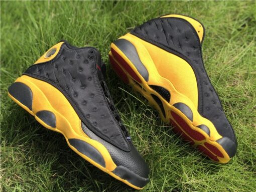 Air Jordan 13 Melo Class of 2002 shoes