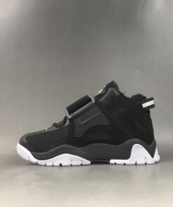 Nike Air Barrage Mid QS Black White For Sale 1