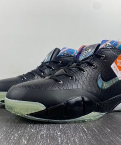 Nike Kobe 1 Prelude 81 Points Black Multi Color Wolf Grey 4