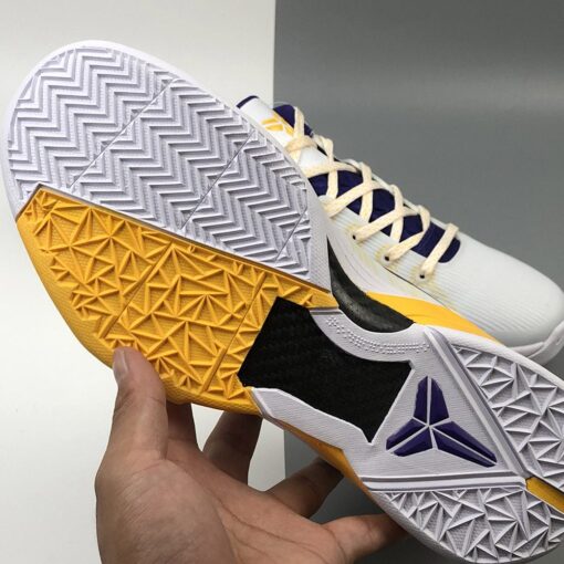 Nike Kobe 7 Lakers Home White Concord Del Sol Pure Platinum 4