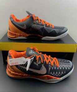 Nike Kobe 8 System BHM Black Pure Platinum Sport Grey For Sale 8