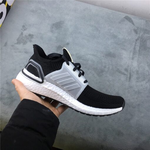 adidas ultra boost 2019 core whitecore black bynzf