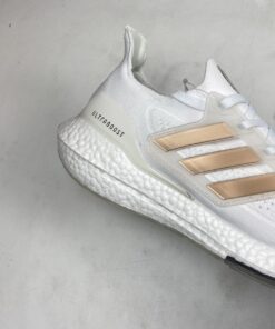 adidas ultra boost 2021 E2809Ccloud whiteE2809D sztns