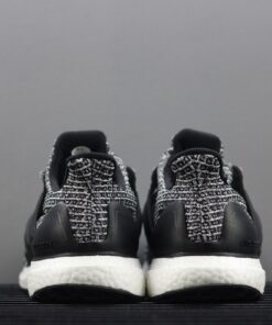 adidas ultra boost 4.0 core black 4mnds