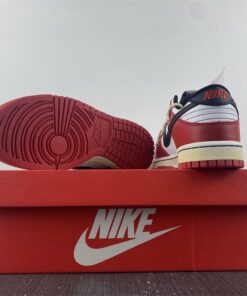 custom nike sb dunk low E2809CchicagoE2809D varsity redwhite black for sale vodgn