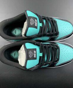 diamond supply co. x nike sb dunk low aquachrome for sale gzfui