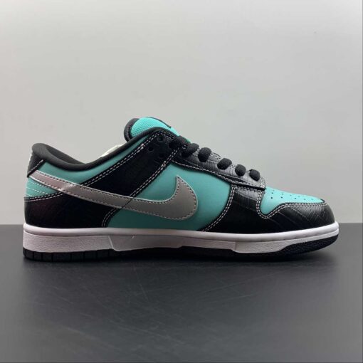 diamond supply co. x nike sb dunk low aquachrome for sale ol3kk