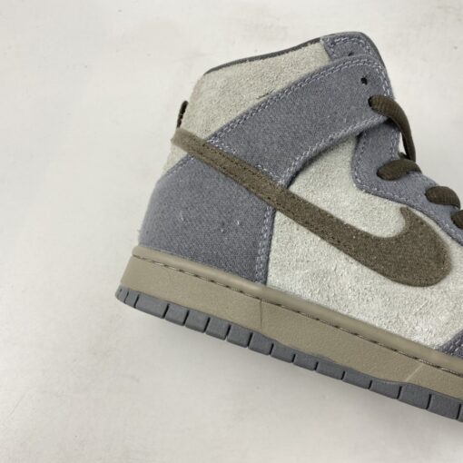 nike dunk high premium sb E28098tauntaunE28099 grey 9eryl