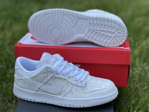 nike dunk low E2809Cwhite paisleyE2809D whitegrey fog dj9955 100 for sale j9oge