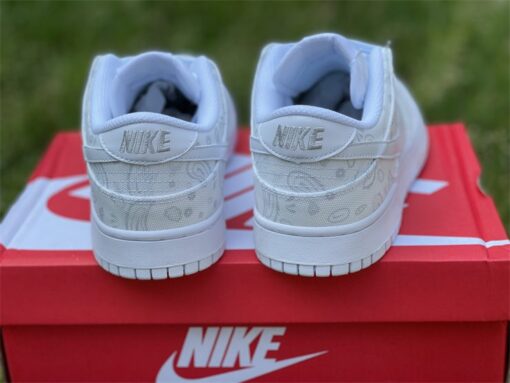 nike dunk low E2809Cwhite paisleyE2809D whitegrey fog dj9955 100 for sale lmwml