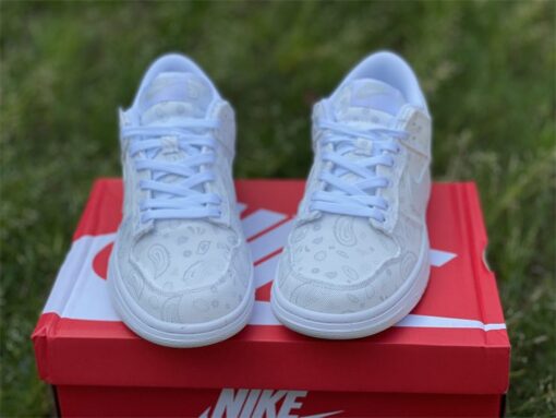 nike dunk low E2809Cwhite paisleyE2809D whitegrey fog dj9955 100 for sale wmmrk