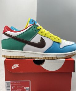 nike dunk low se free 99 whitelight chocolate roma green for sale 7qoql