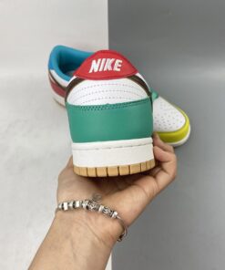 nike dunk low se free 99 whitelight chocolate roma green for sale acim0