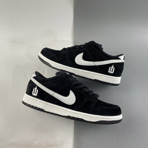 nike dunk sb low wieger whiteblack for sale nuemn