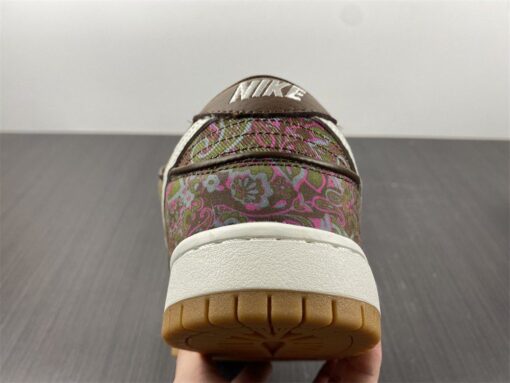 nike sb dunk low E28098paisleyE28099 brownburgundy green pink for sale udqw9