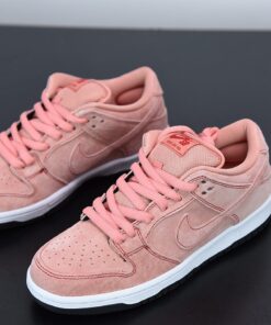 nike sb dunk low E28098pink pigE28099 atomic pinkuniversity red white for sale 3kvnl