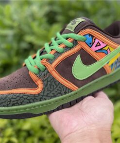 nike sb dunk low E2809Cde la soulE2809D safarialtitude green baroque brown 4eoxs