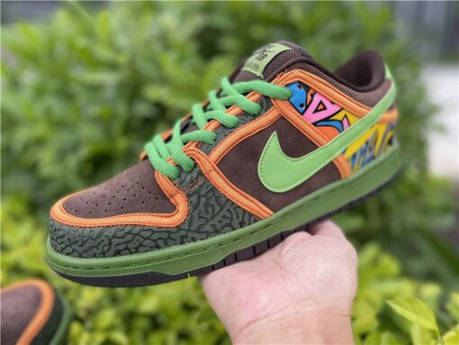 nike sb dunk low E2809Cde la soulE2809D safarialtitude green baroque brown