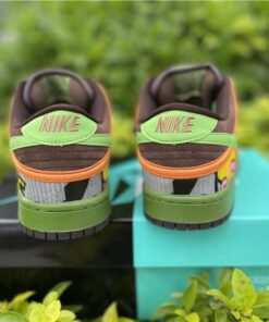 nike sb dunk low E2809Cde la soulE2809D safarialtitude green baroque brown dpkdv