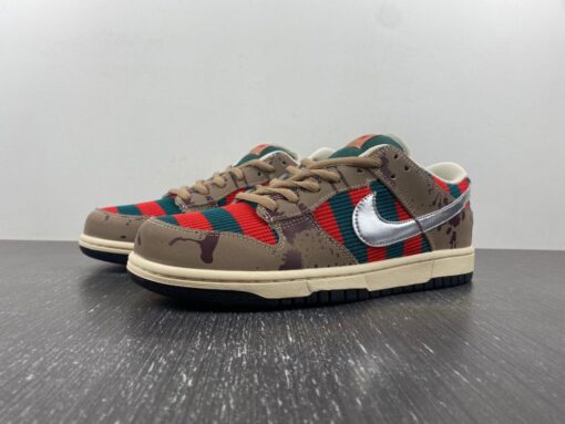 nike sb dunk low E2809Cfreddy kruegerE2809D taupechrome for sale