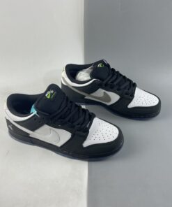 nike sb dunk low E2809Cpanda pigeonE2809D blackgreen gusto white for sale i7kos