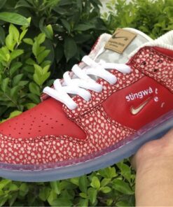 stingwater x nike sb dunk low E28098magic mushroomE28099 university redwhite for sale djwdl