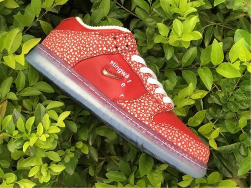 stingwater x nike sb dunk low E28098magic mushroomE28099 university redwhite for sale fbnn5