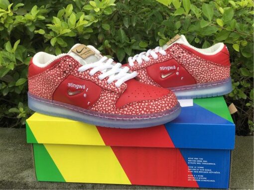 stingwater x nike sb dunk low E28098magic mushroomE28099 university redwhite for sale rcrhl