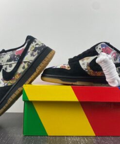 supreme x nike sb dunk low rammellzee black multi color fd8778 001 bbcpi