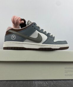 yuto horigome x nike sb dunk low whitegrey brown fq1180 001 e3zeu