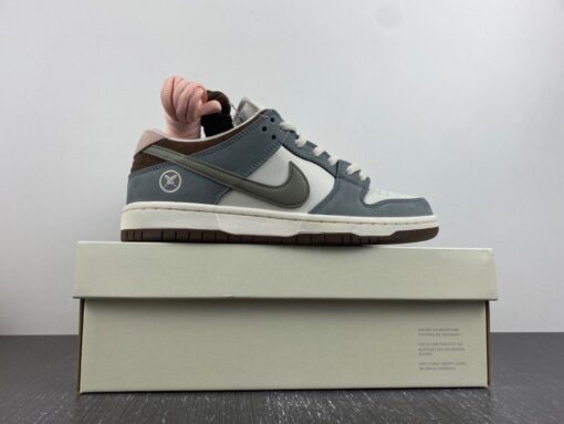 yuto horigome x nike sb dunk low whitegrey brown fq1180 001 e3zeu